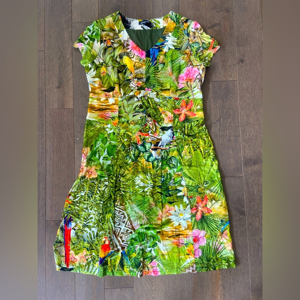❤️ 4 for $25 ❤️ Tropical Hawaiian patterned dress size 44